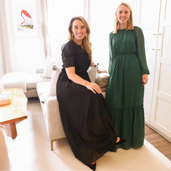 EUC Gal Meets Glam Jolene - Picture 2 of 12